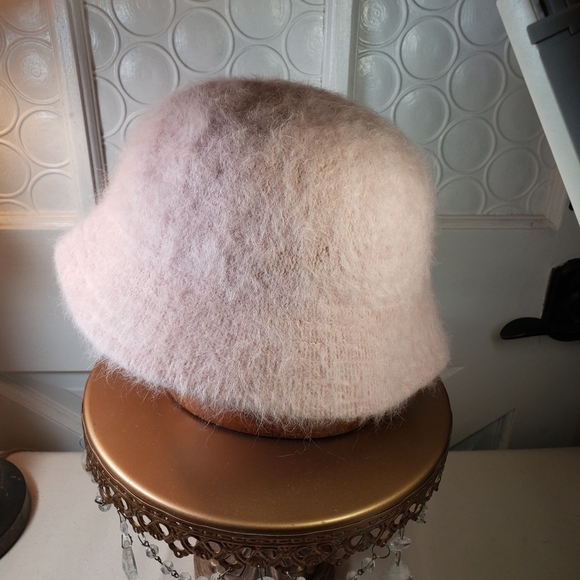 Hat, scarf and gloves set - pink - Picture 4 of 10